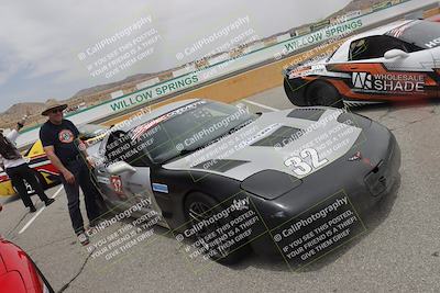 media/Jun-01-2025-CalClub SCCA (Sun) [[eae223c5dd]]/Around pit/
